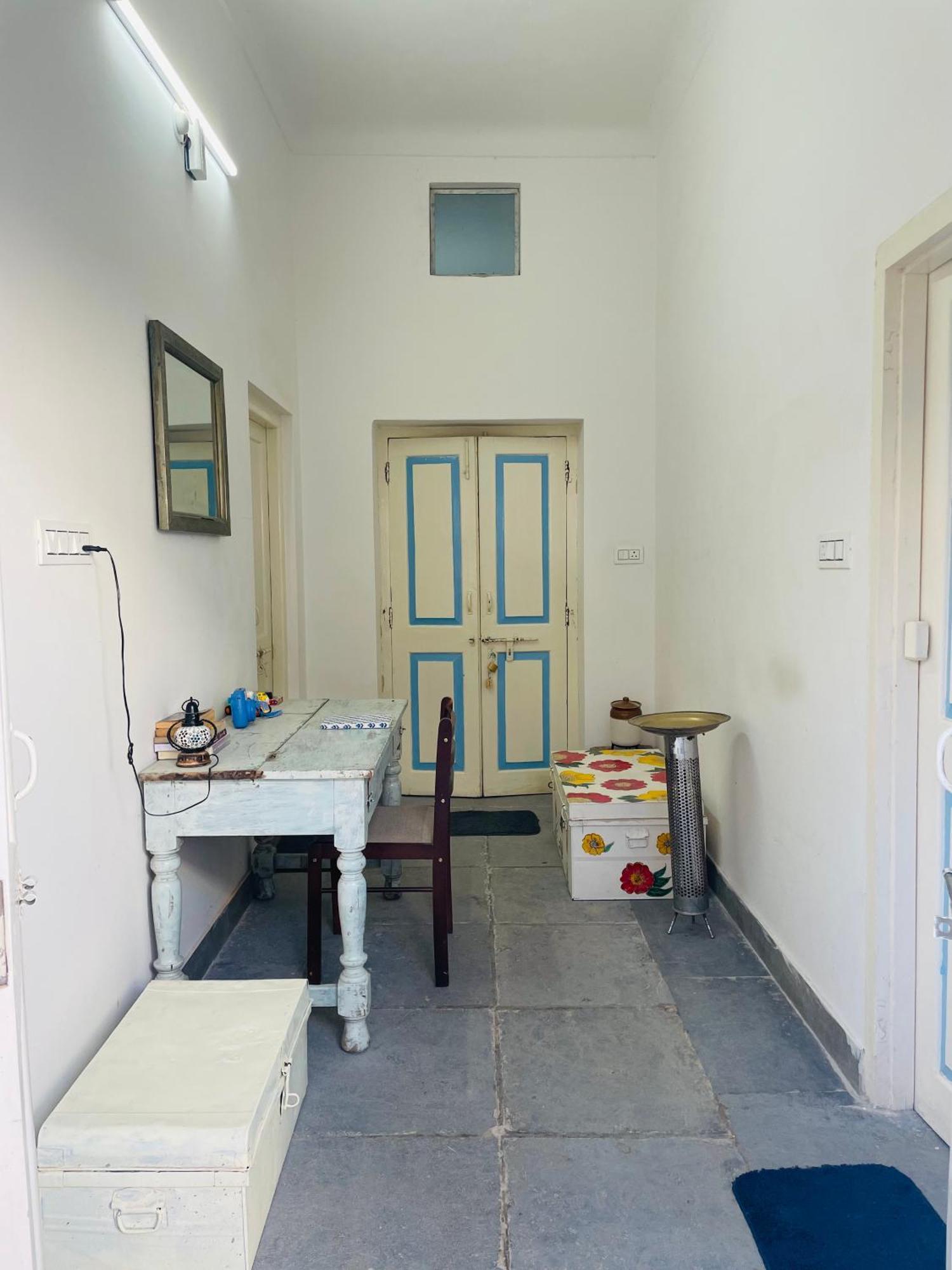 Atithya Apartment Udaipur Bagian luar foto