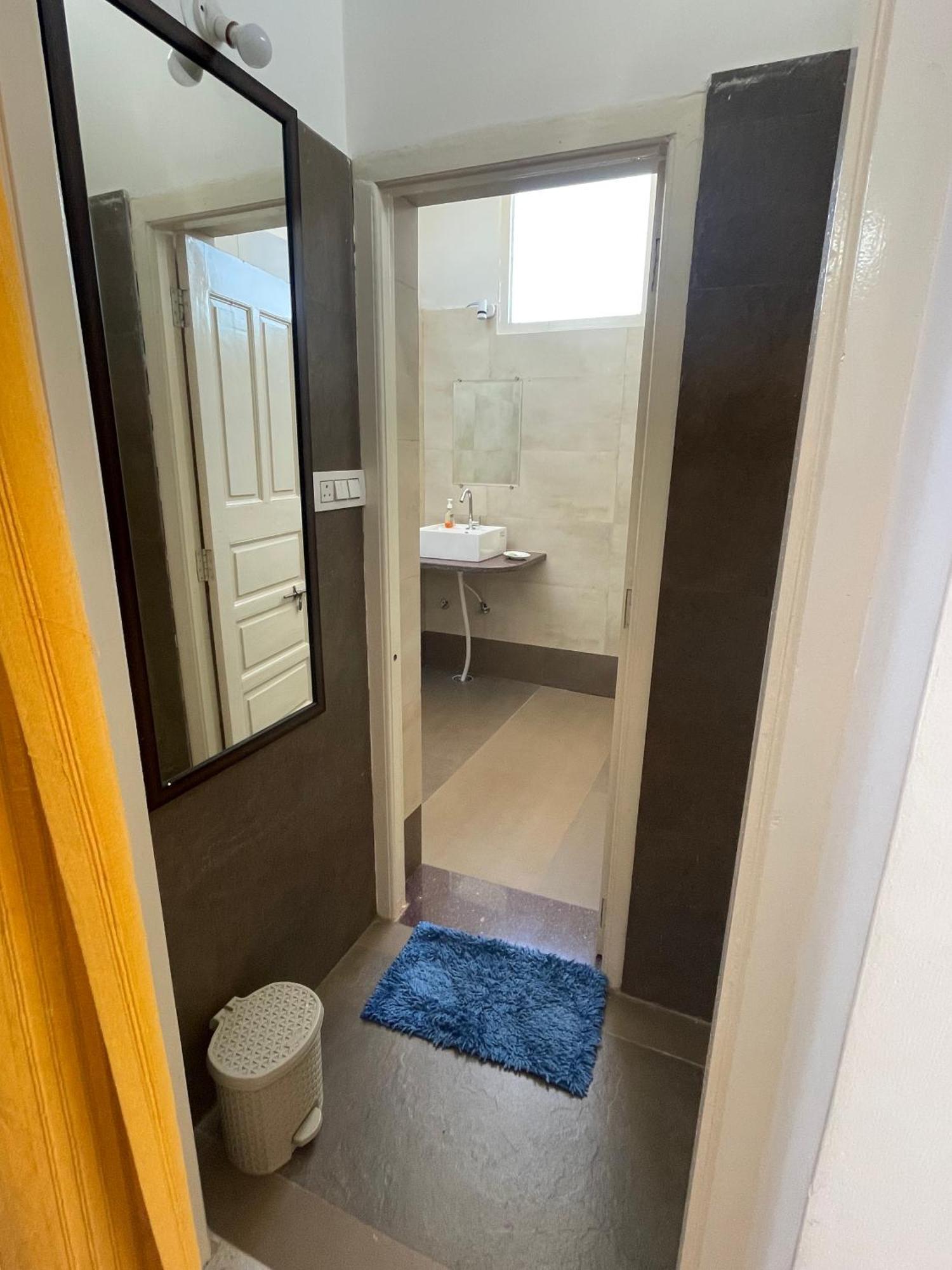 Atithya Apartment Udaipur Bagian luar foto