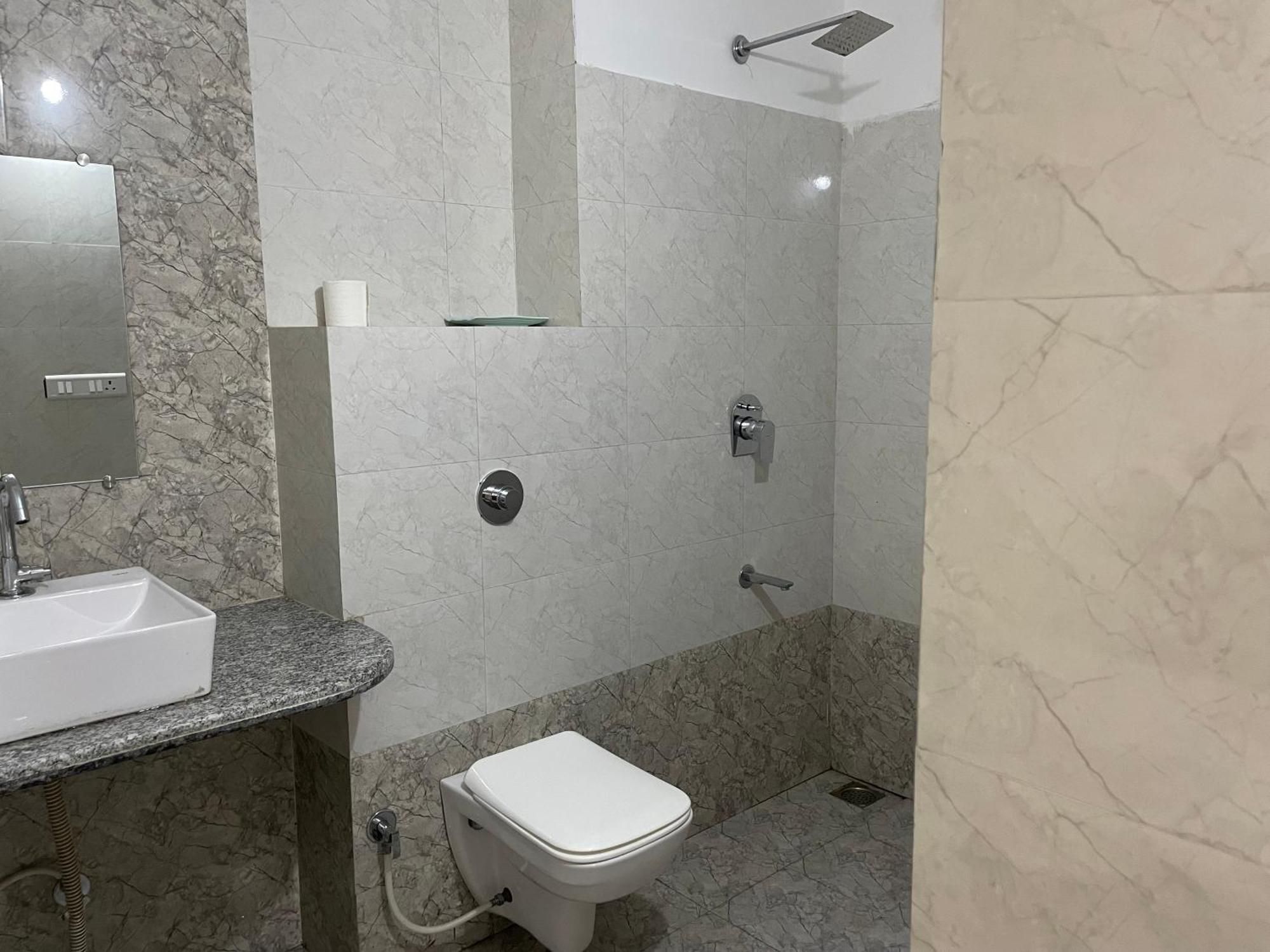 Atithya Apartment Udaipur Bagian luar foto
